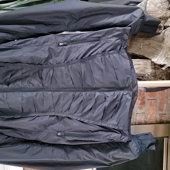 Lululemon Athletica Womens Run Take Flight Full Zip/ZipUp Jacket Black Size 6 - Picture 4 of 13